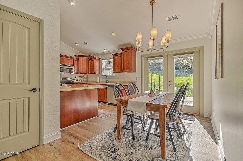 Photo #15: 5562 Meadow Wells Drive