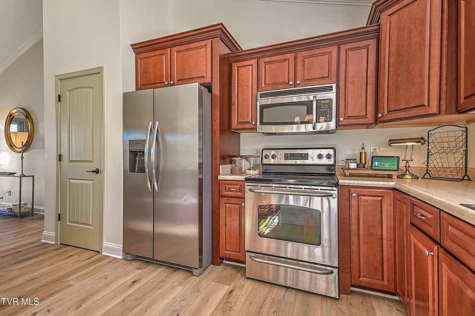 Photo #19: 5562 Meadow Wells Drive