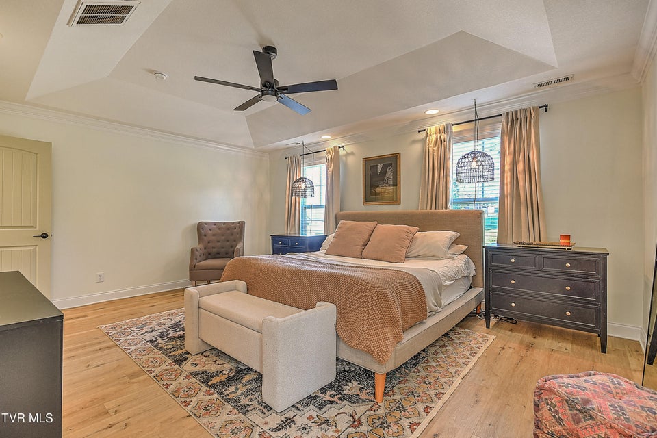 Photo #24: 5562 Meadow Wells Drive