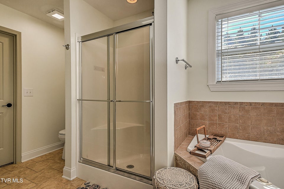 Photo #27: 5562 Meadow Wells Drive