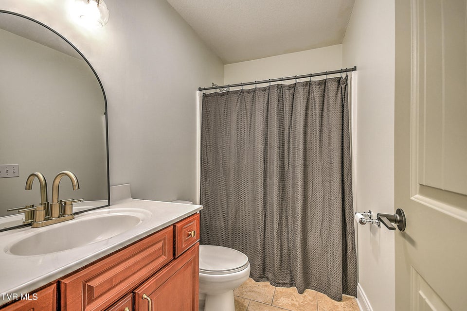 Photo #33: 5562 Meadow Wells Drive