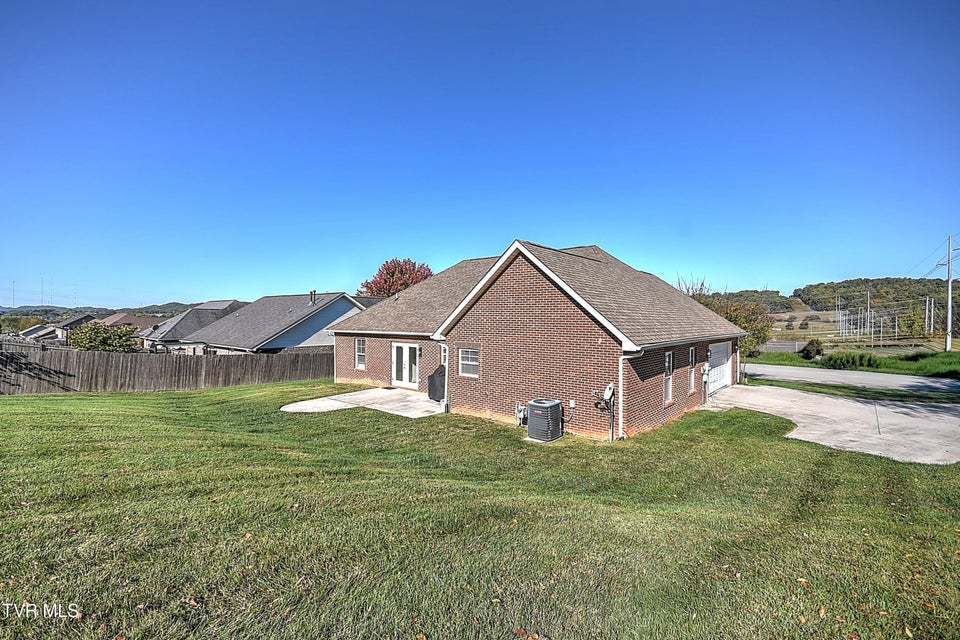 Photo #42: 5562 Meadow Wells Drive