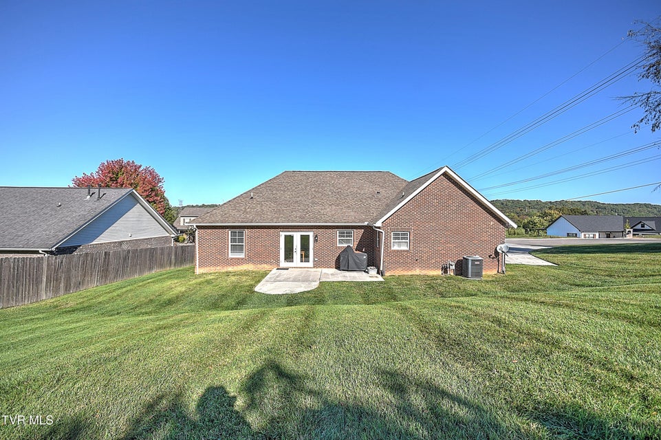 Photo #41: 5562 Meadow Wells Drive