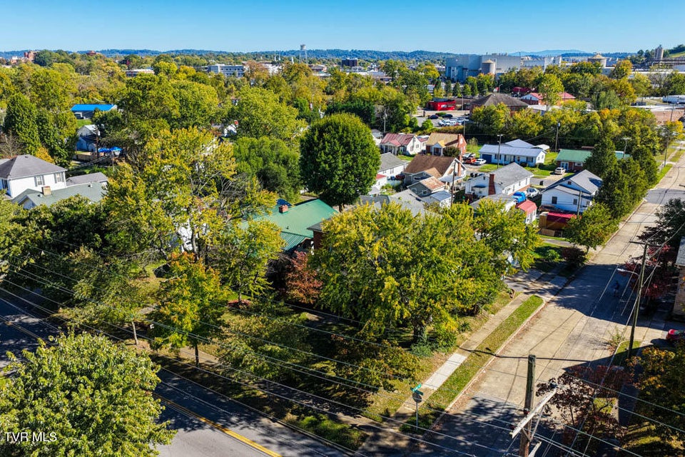 Photo #16: 1221 Sullivan Street