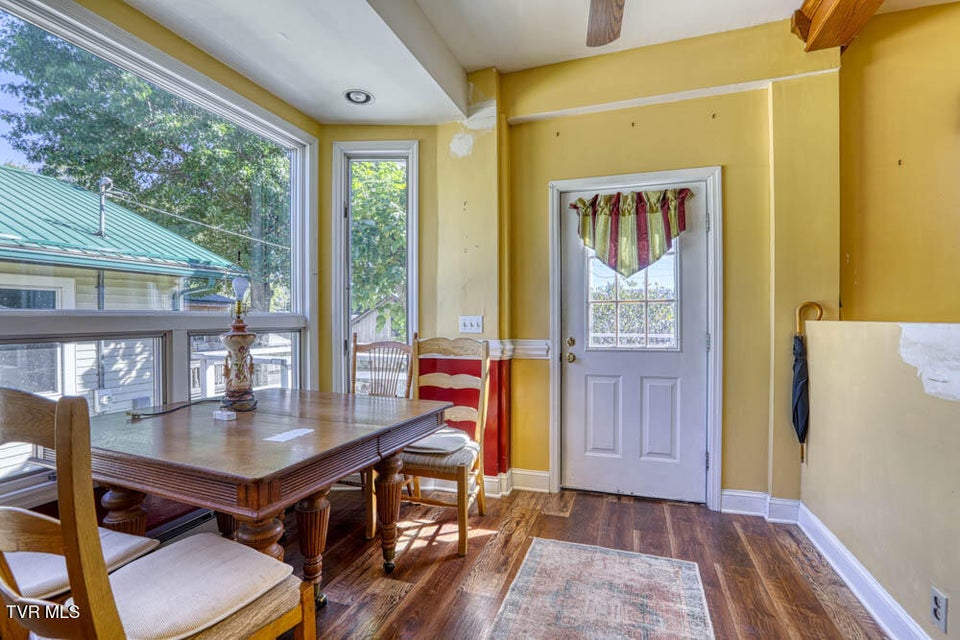 Photo #24: 1221 Sullivan Street