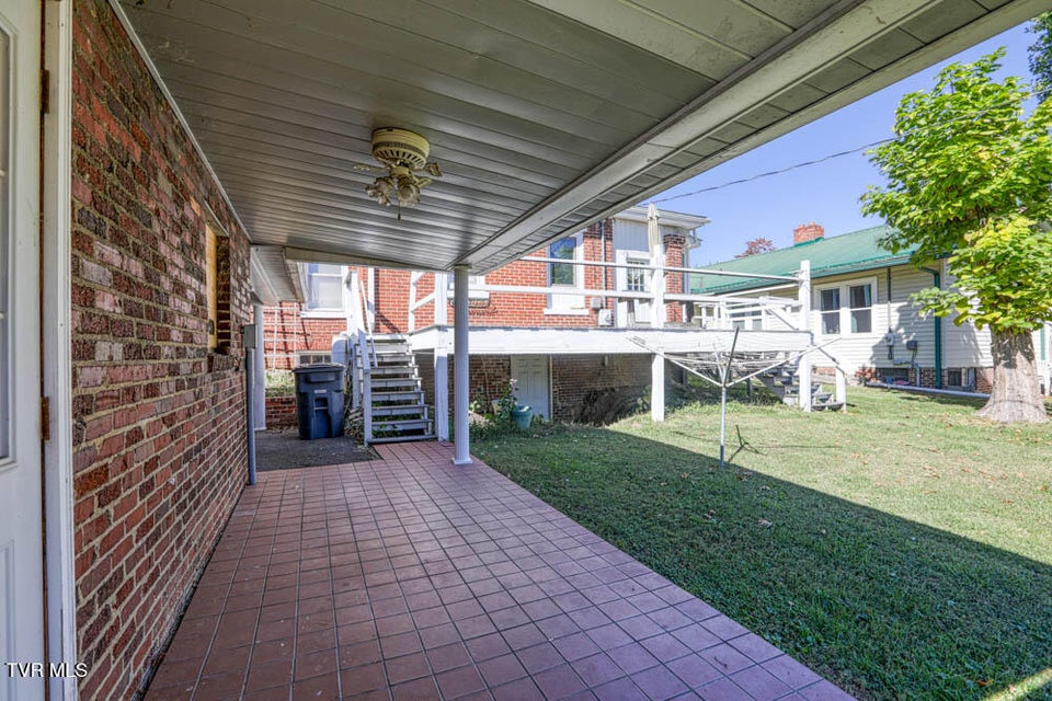 Photo #53: 1221 Sullivan Street