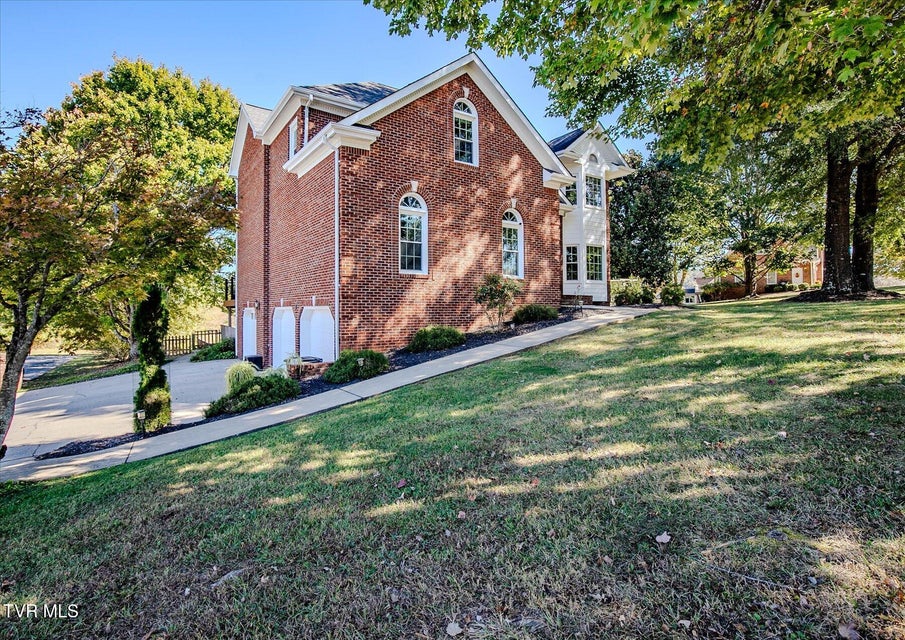 Photo #4: 245 Park Ridge Court