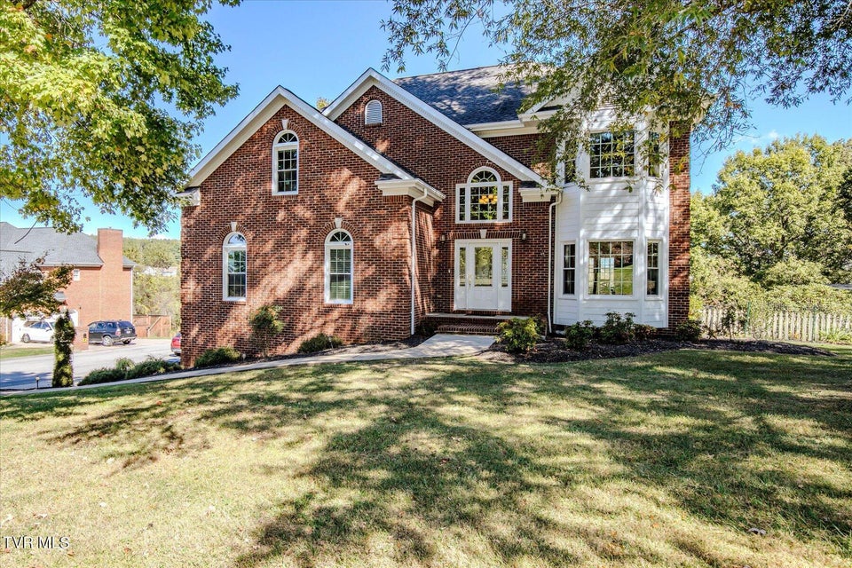 Photo #3: 245 Park Ridge Court