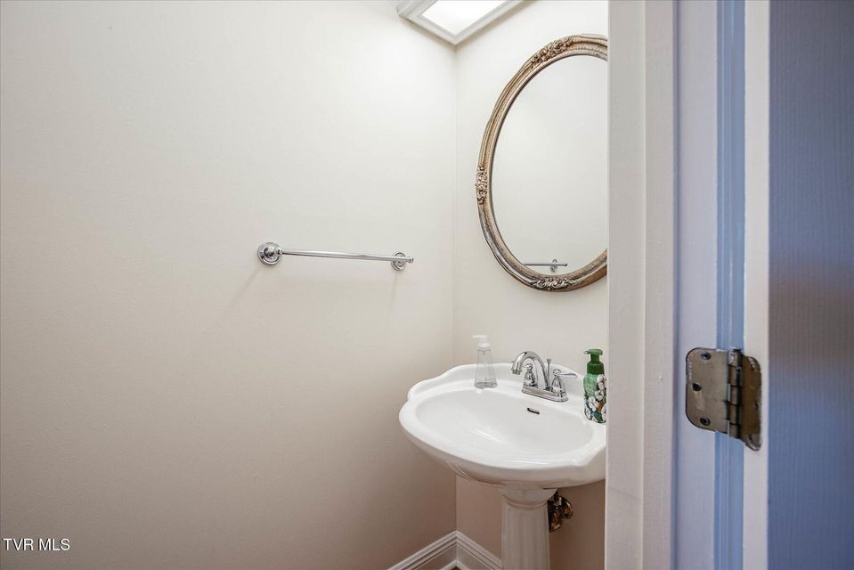 Photo #8: 245 Park Ridge Court