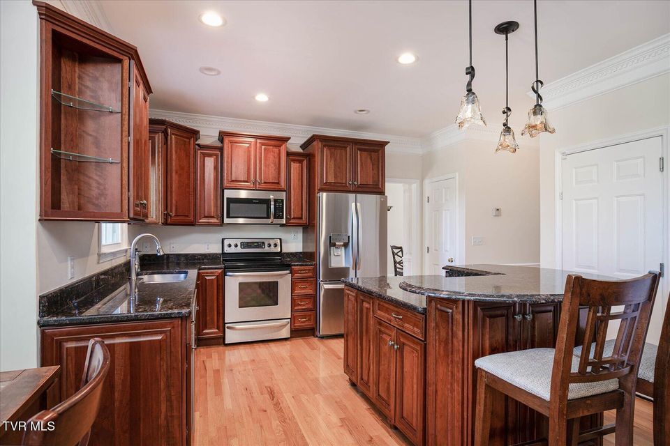Photo #12: 245 Park Ridge Court