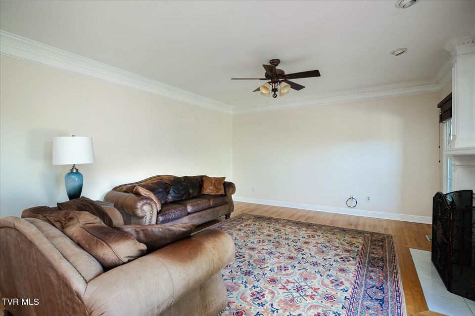 Photo #10: 245 Park Ridge Court