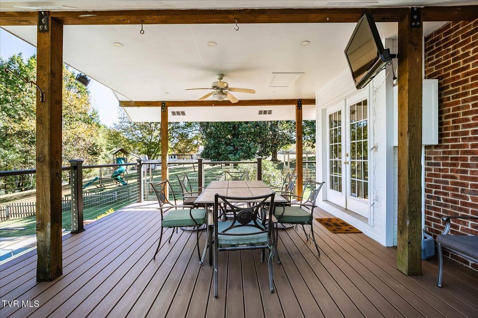 Photo #40: 245 Park Ridge Court