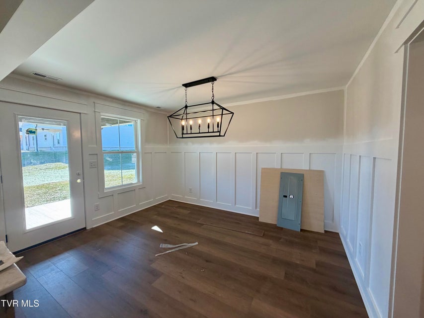 Photo #6: 543 Catalina Court