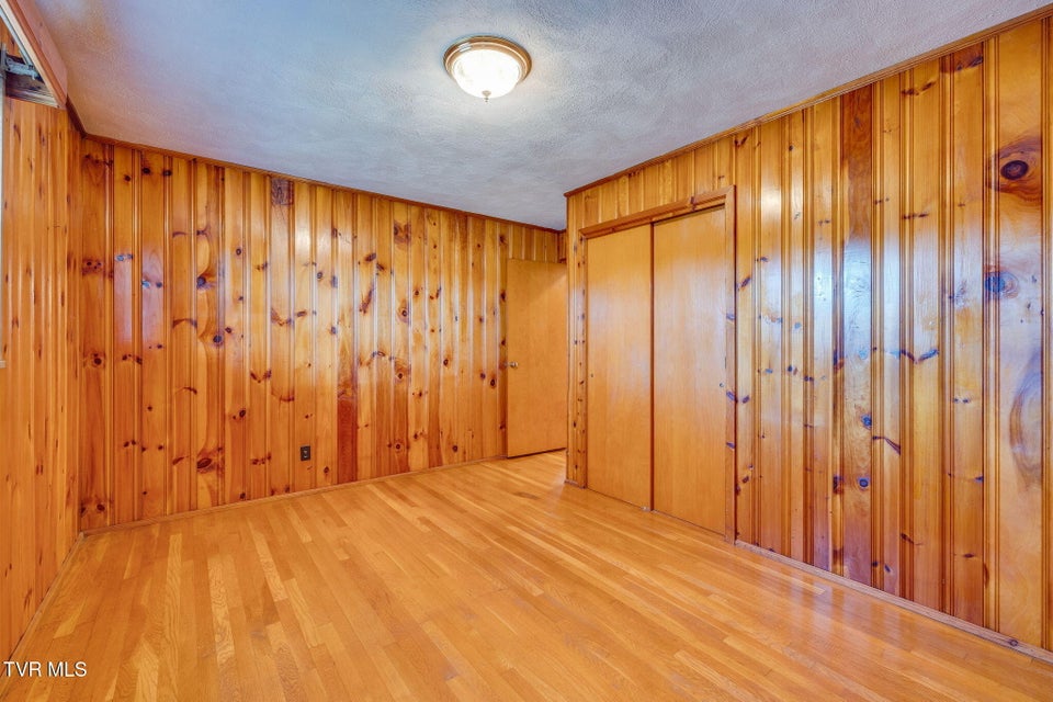 Photo #22: 209 Santa Fe Drive