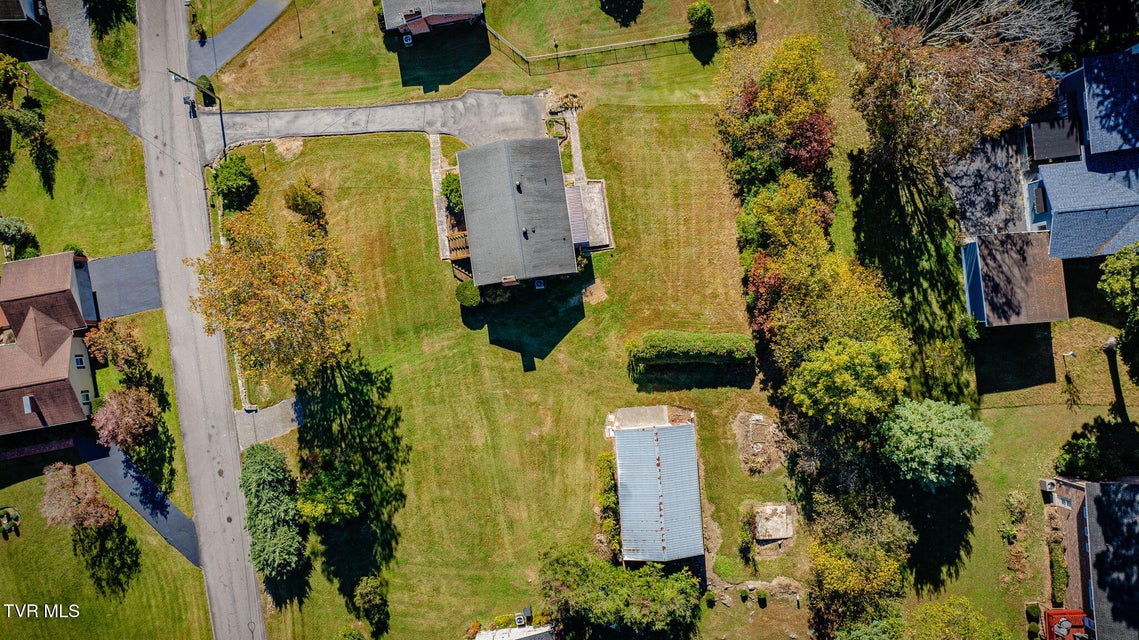 Photo #32: 209 Santa Fe Drive