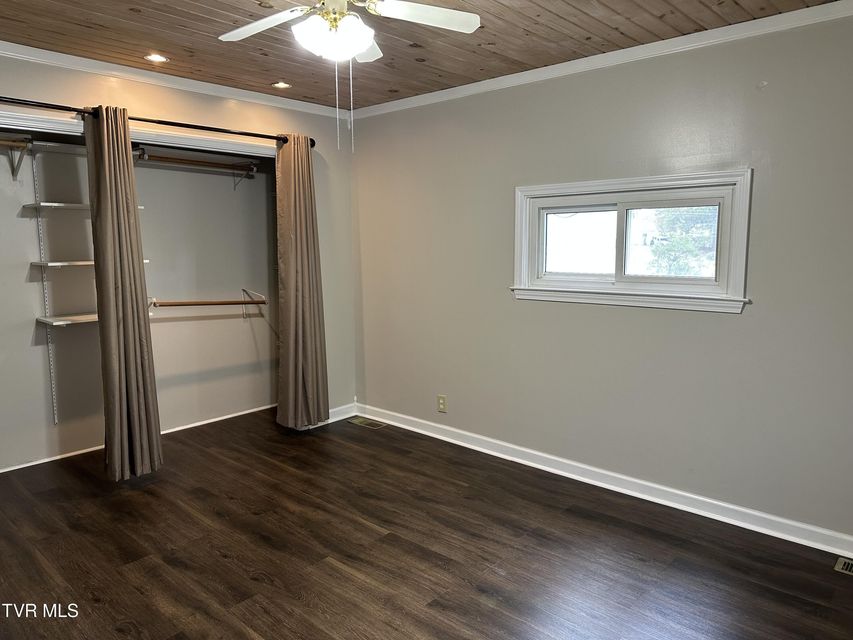 Photo #28: 1213 Glynridge Street