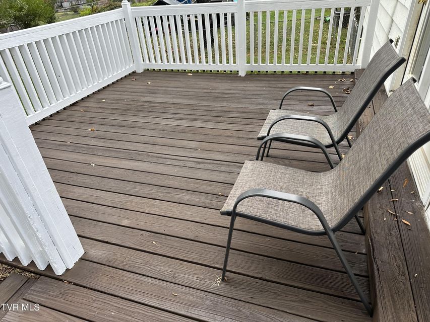 Photo #33: 1213 Glynridge Street