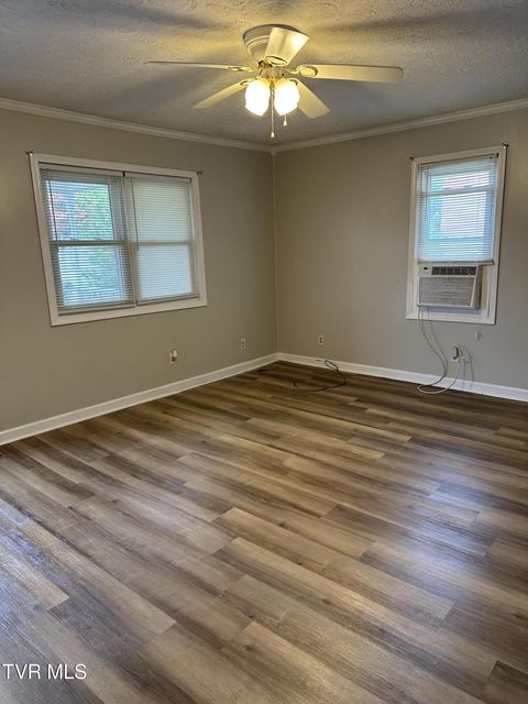 Photo #9: 1213 Glynridge Street