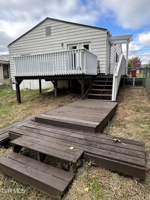 Photo #36: 1213 Glynridge Street