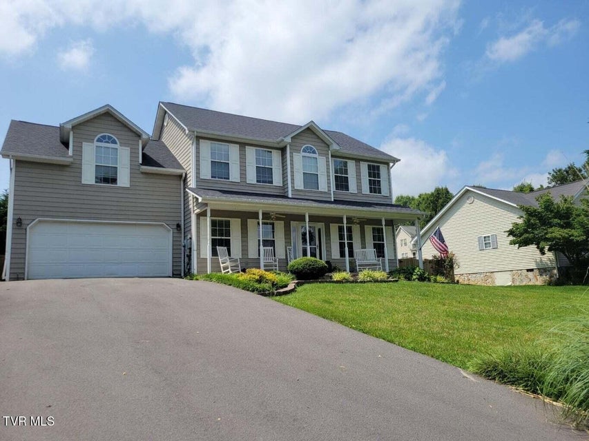 Photo #2: 311 Leslie Court