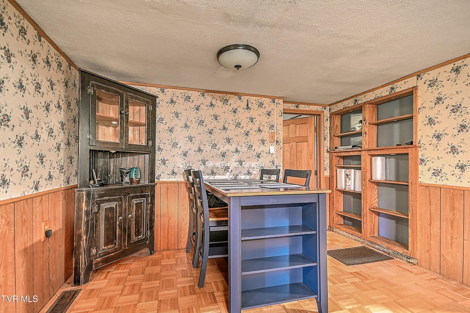 Photo #38: 1117 Old Jonesboro Road