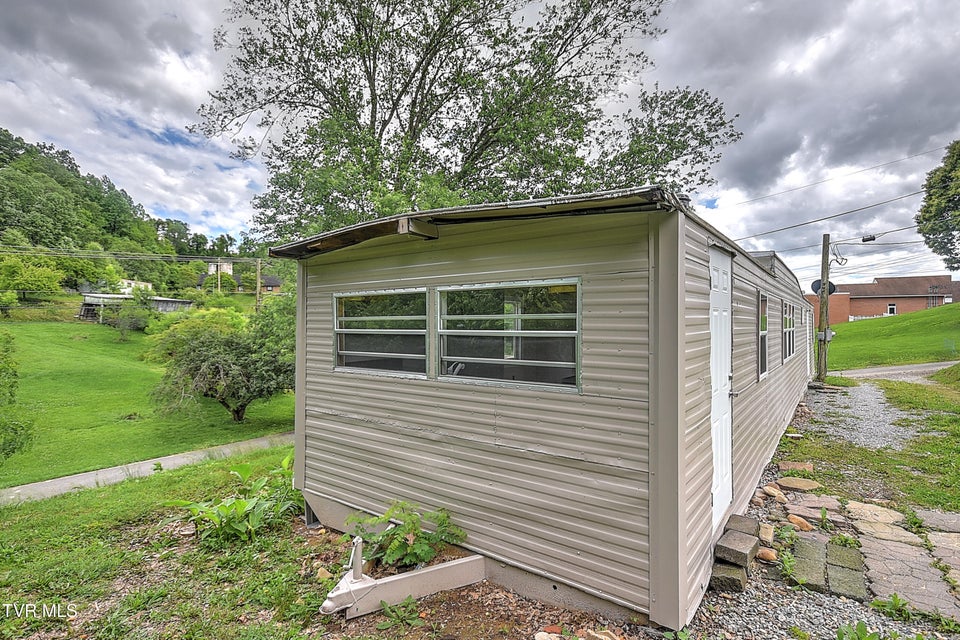 Photo #9: 275 Church Street