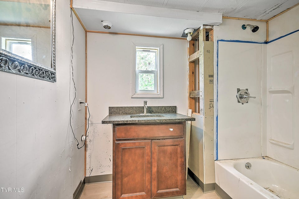 Photo #27: 275 Church Street