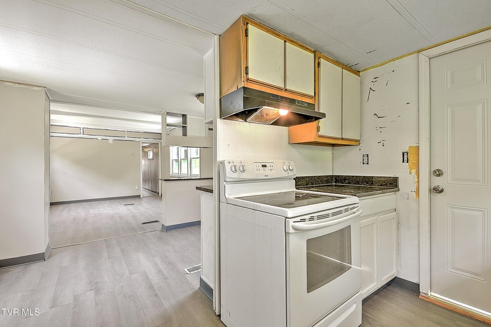 Photo #37: 275 Church Street