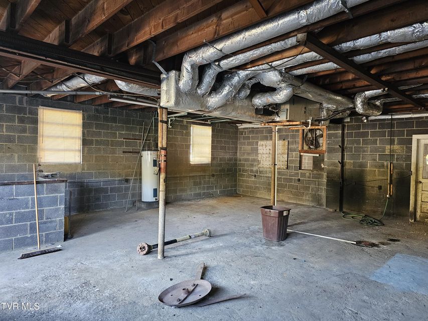 Photo #36: 5239 Us Hwy 421 