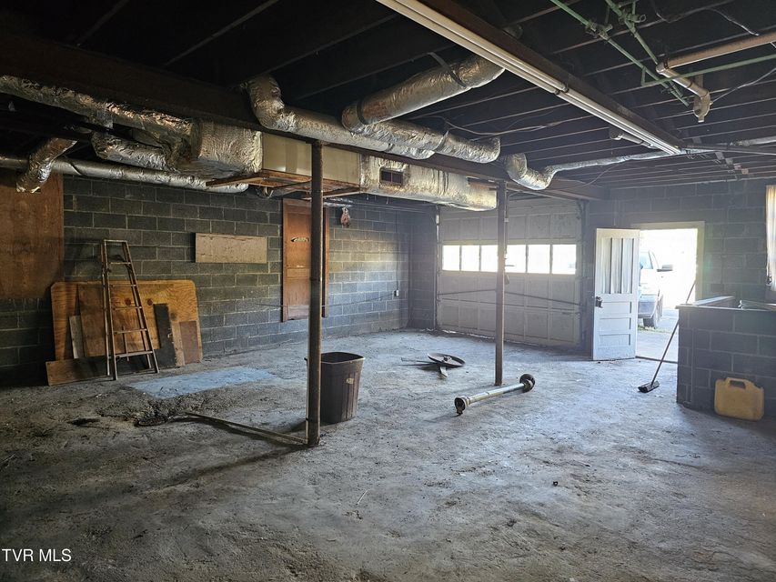 Photo #38: 5239 Us Hwy 421 