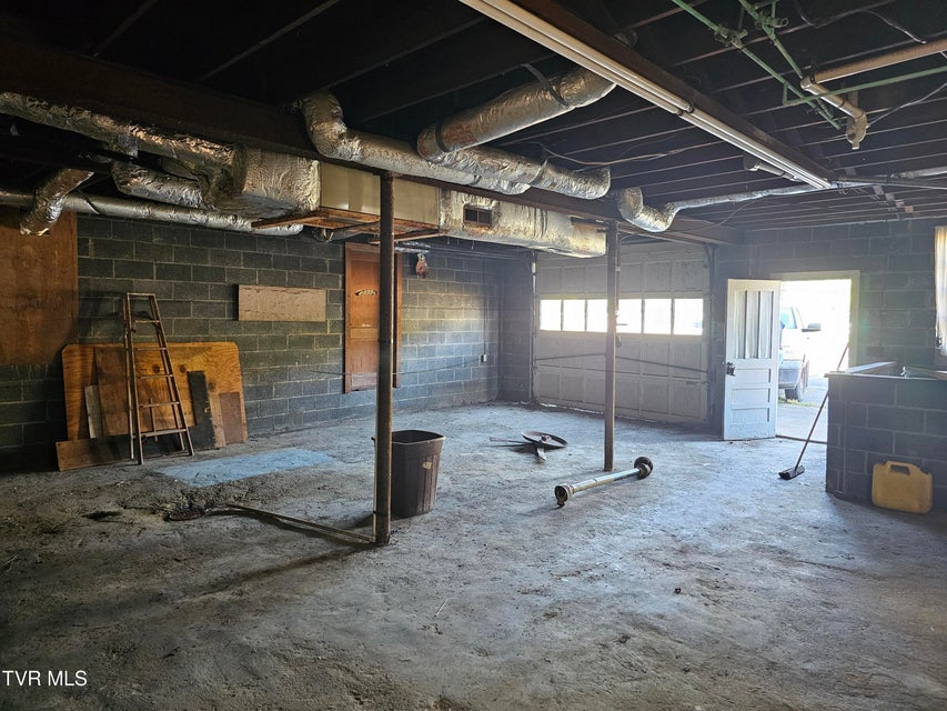 Photo #40: 5239 Us Hwy 421 