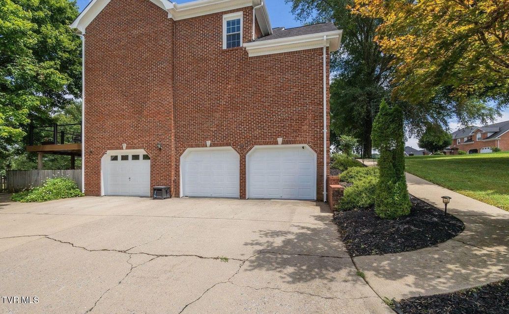 Photo #51: 245 Park Ridge Court