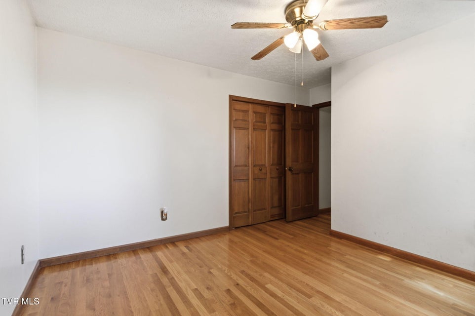 Photo #36: 22500 Young Drive