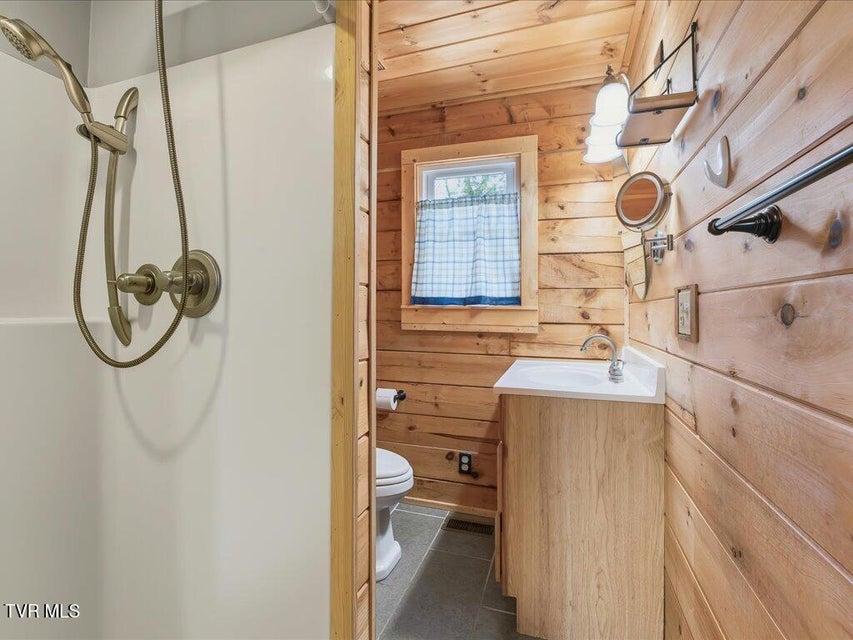 Photo #22: 1721 Taskigi Court