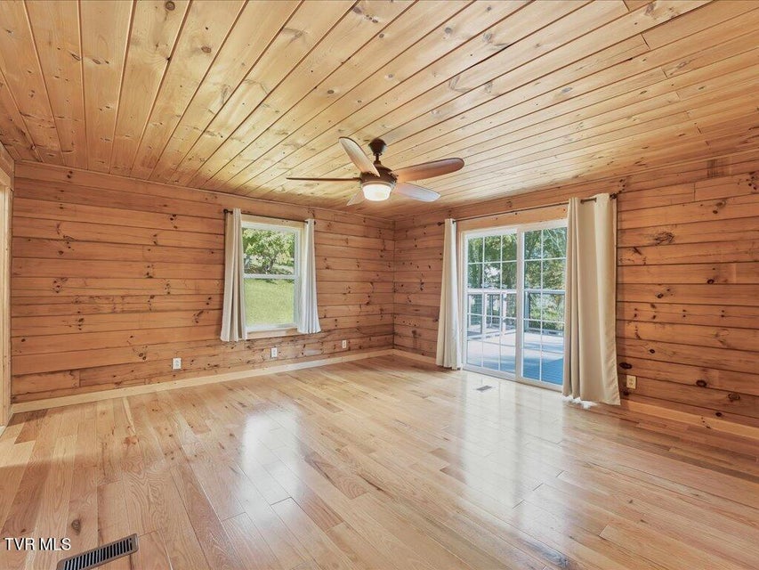 Photo #23: 1721 Taskigi Court