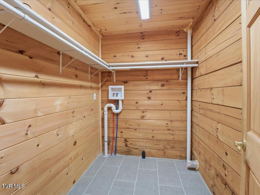 Photo #26: 1721 Taskigi Court