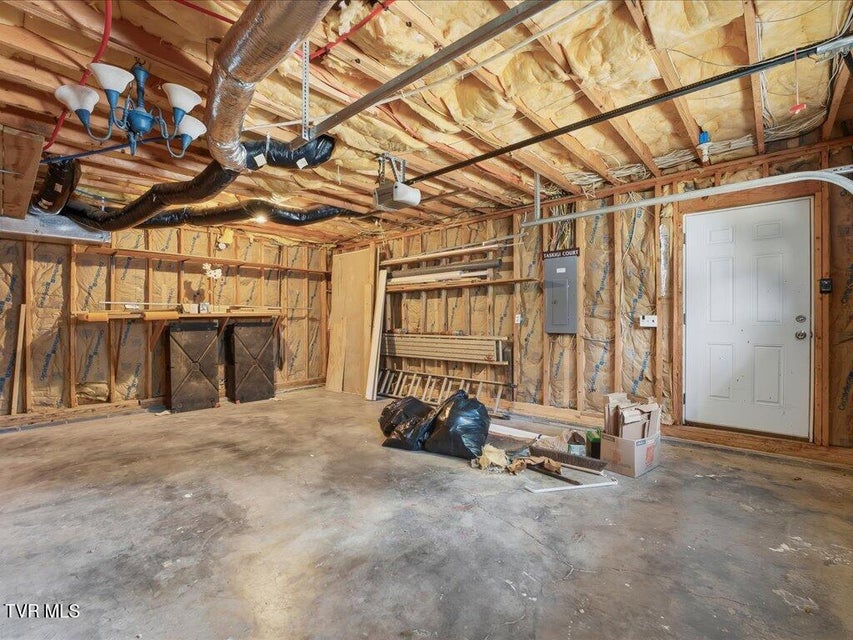 Photo #36: 1721 Taskigi Court