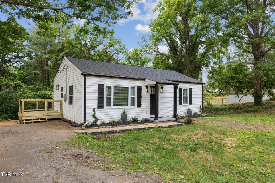 Photo #18: 2505 Roxford Drive