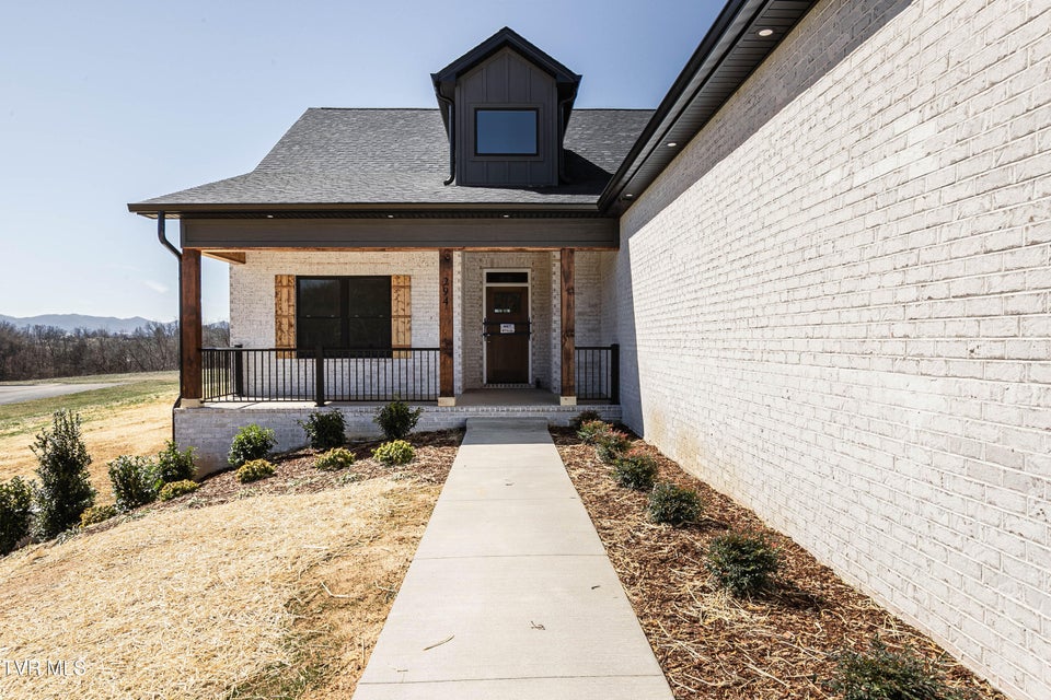 Photo #5: 294 River Pointe Drive