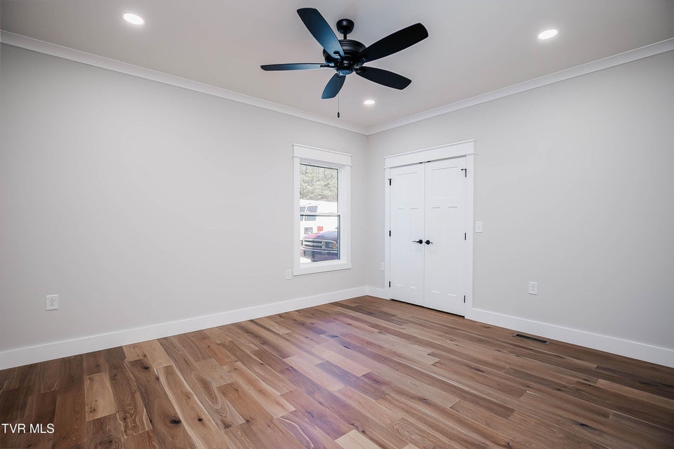 Photo #25: 294 River Pointe Drive