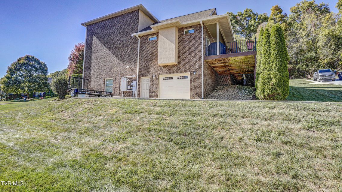 Photo #8: 4 Periwinkle Court