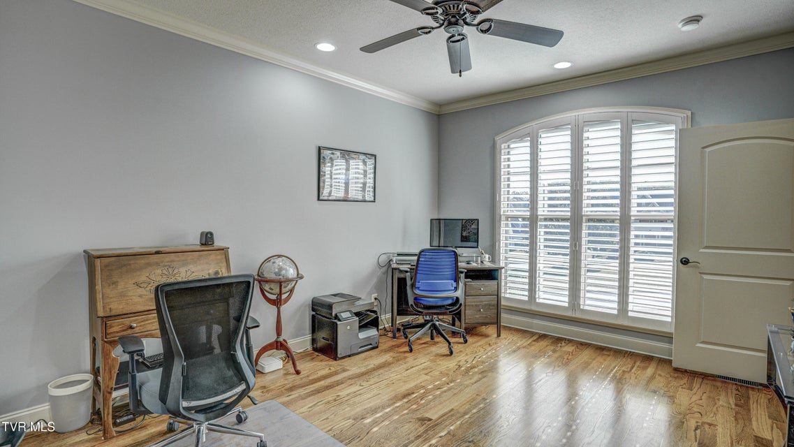 Photo #25: 4 Periwinkle Court