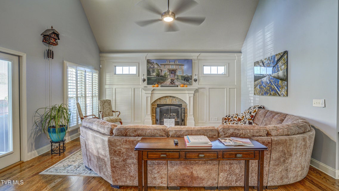 Photo #29: 4 Periwinkle Court