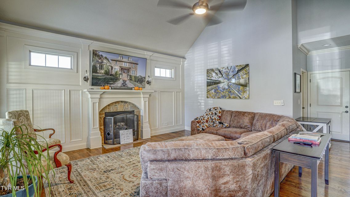 Photo #30: 4 Periwinkle Court