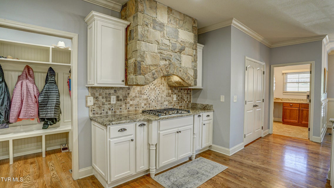 Photo #42: 4 Periwinkle Court