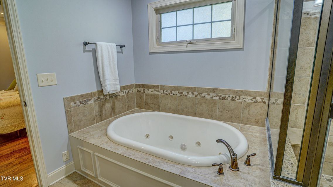 Photo #58: 4 Periwinkle Court