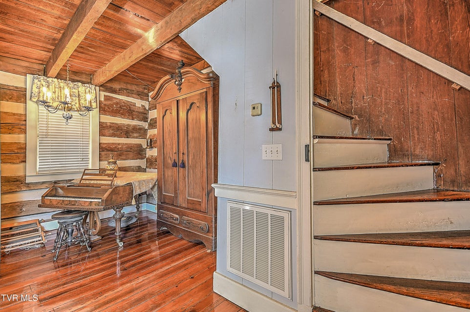 Photo #9: 3389 Highway 126 