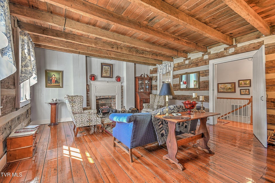 Photo #10: 3389 Highway 126 