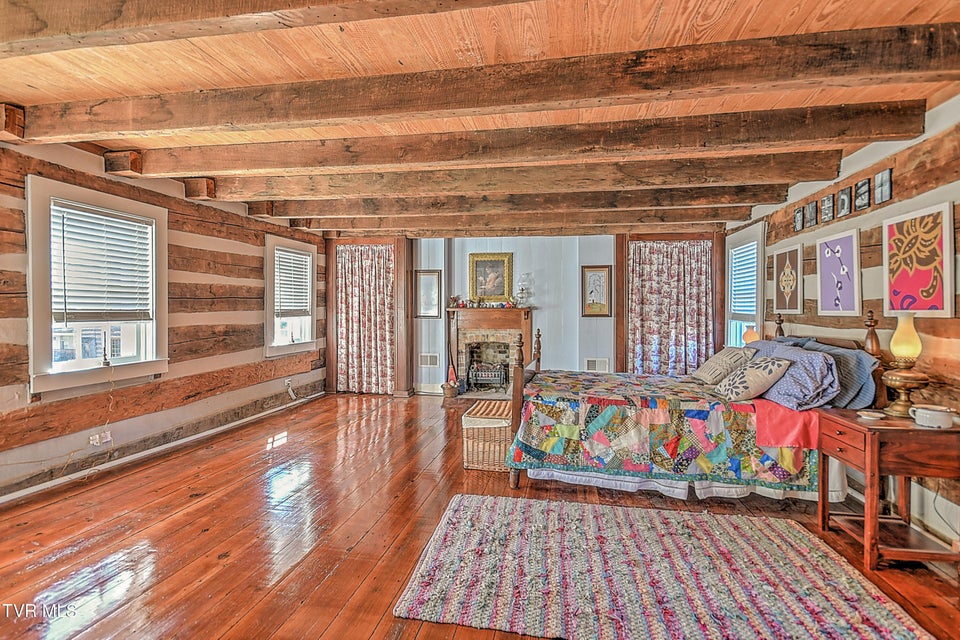 Photo #14: 3389 Highway 126 