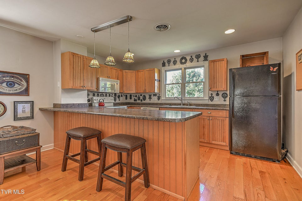 Photo #30: 3389 Highway 126 